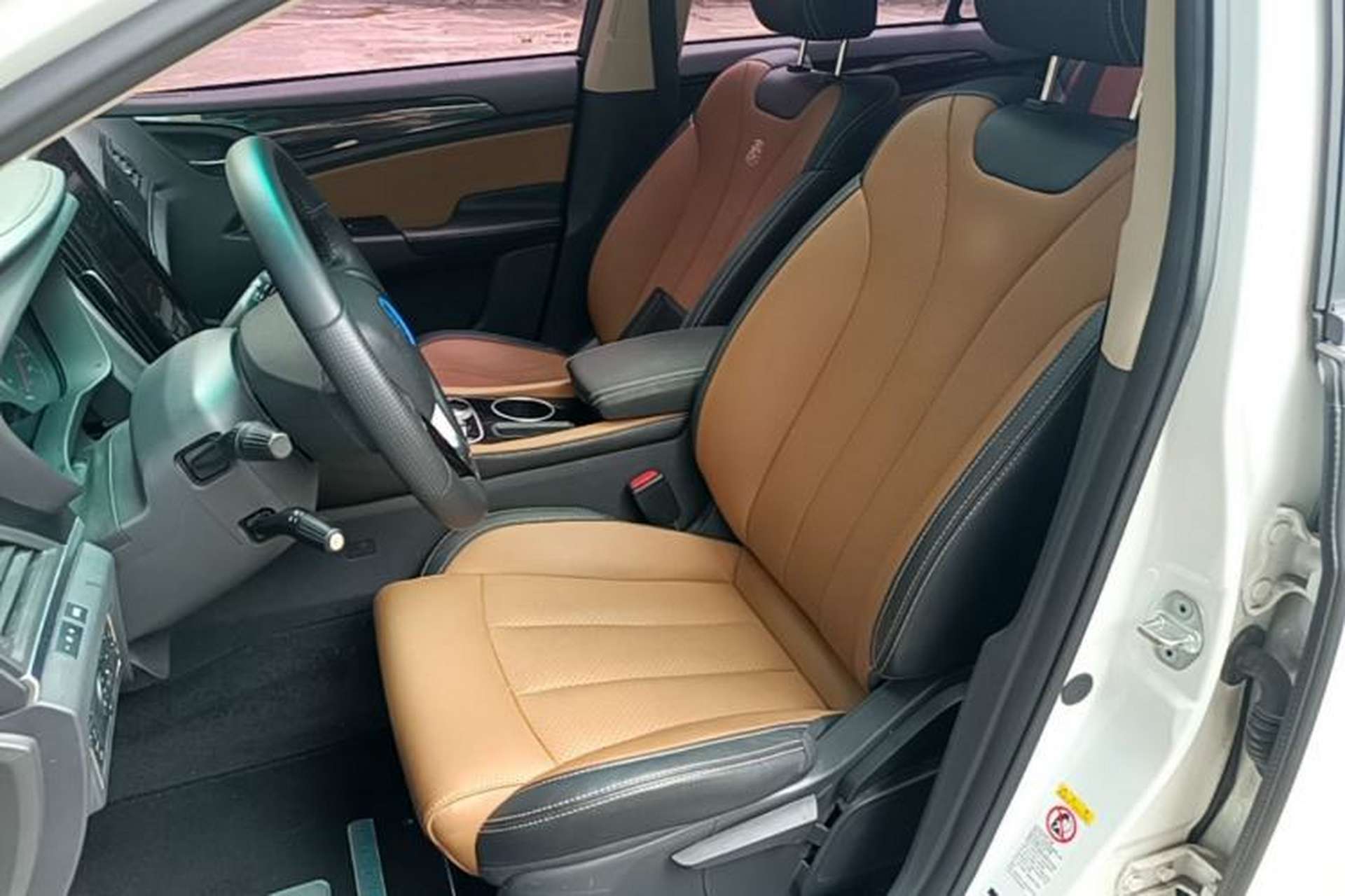 Used BYD Qin New Energy 2017 1.5T Luxury Model Left Front Seat
