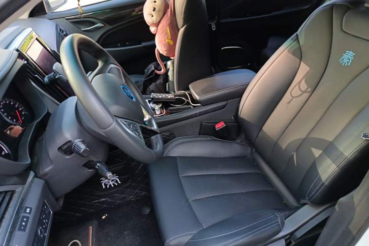 Used BYD Qin New Energy 2017 Qin 1.5T 100 Left Front Seat