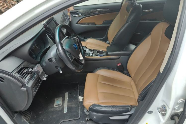 Used BYD Qin New Energy 2017 1.5T Luxury Model Left Front Seat