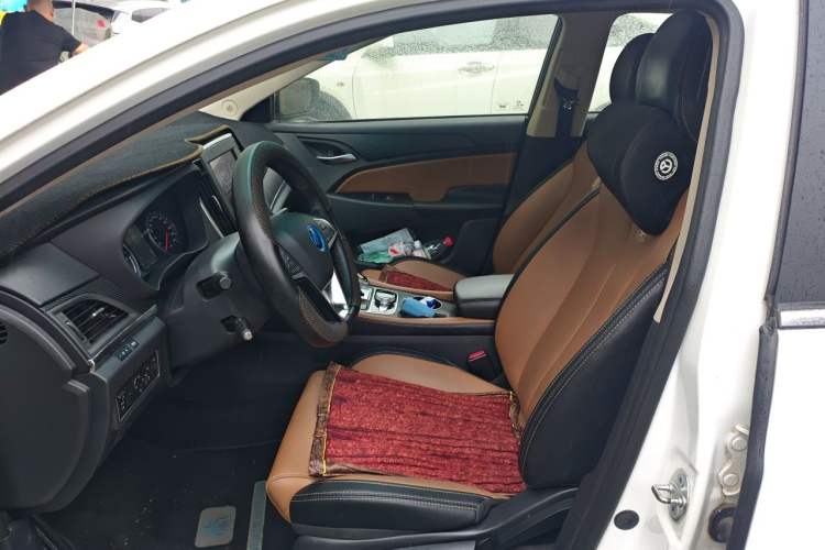 Used BYD Qin New Energy 2017 1.5T Luxury Model Left Front Seat