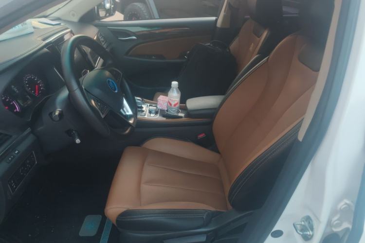 Used BYD Qin New Energy 2017 1.5T Luxury Model Left Front Seat