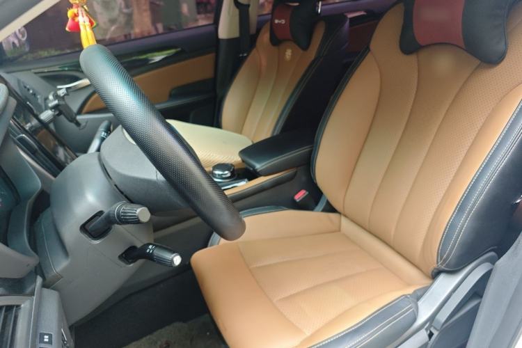 Used BYD Qin New Energy 2017 1.5T Luxury Model Left Front Seat