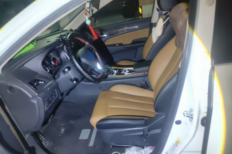 Used BYD Qin New Energy 2017 1.5T Luxury Model Left Front Seat