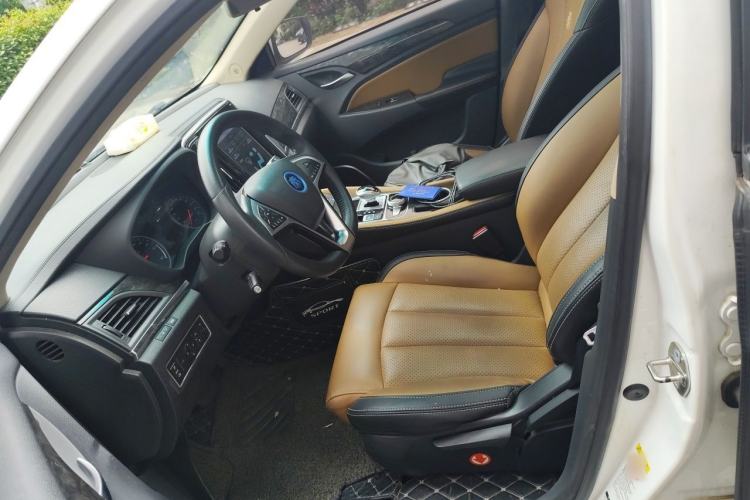 Used BYD Qin New Energy 2017 1.5T Luxury Model Left Front Seat