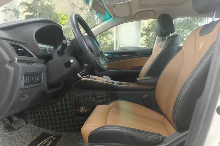 Used BYD Qin New Energy 2017 1.5T Luxury Model Left Front Seat