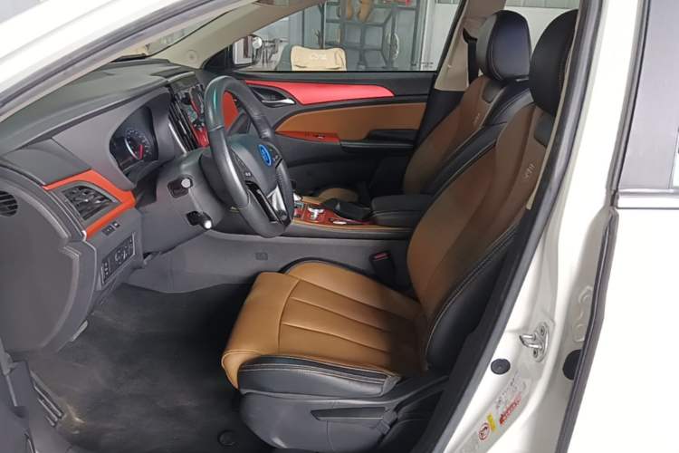 Used BYD Qin New Energy 2017 1.5T Luxury Model Left Front Seat