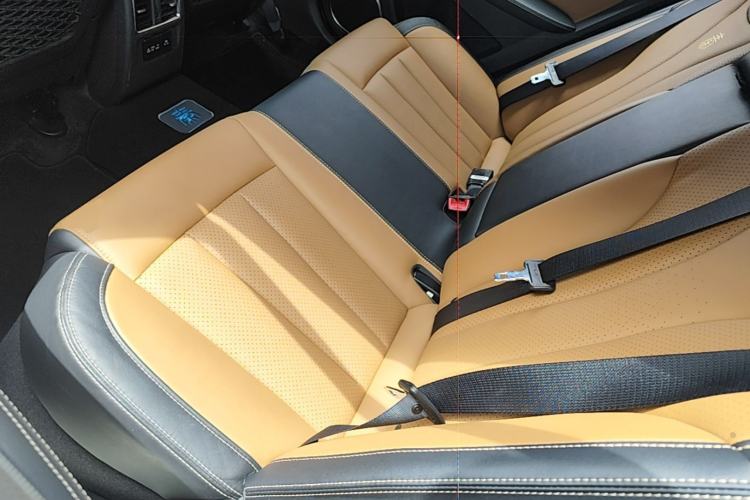 Used BYD Qin New Energy 2017 1.5T Luxury Model Left Rear Seat