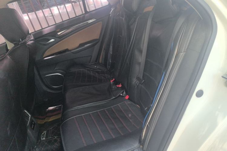 Used BYD Qin New Energy 2017 1.5T Luxury Model Left Rear Seat