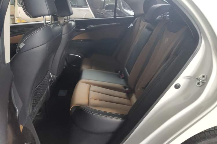 Used BYD Qin New Energy 2017 1.5T Luxury Model Left Rear Seat