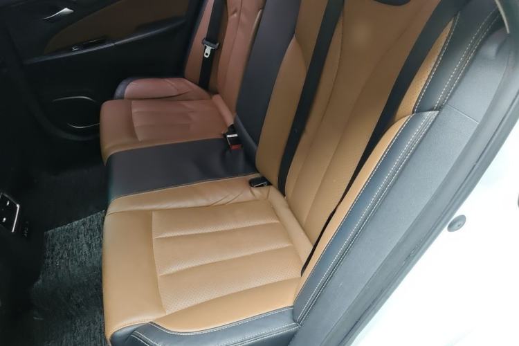 Used BYD Qin New Energy 2017 Qin 1.5T 100 Left Rear Seat