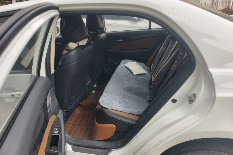Used BYD Qin New Energy 2017 1.5T Luxury Model Left Rear Seat