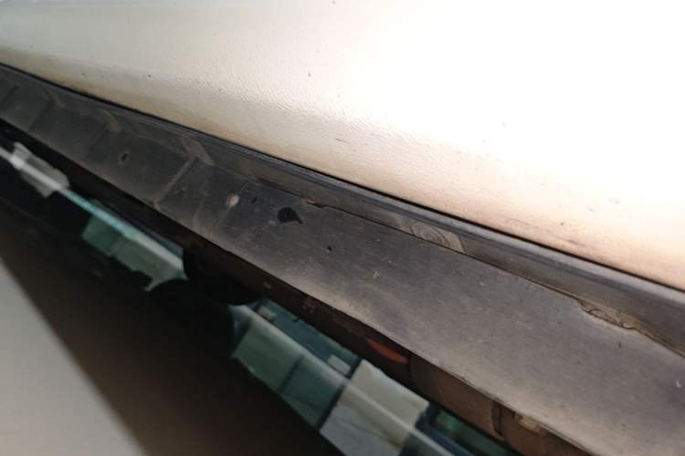 Used BYD Qin New Energy 2017 1.5T Luxury Model Left Side Sill