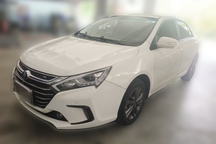 Used BYD Qin New Energy 2017 1.5T Luxury Model Guazi used car, China used car export, Used car for sale, Used cars, Cheapest cars for sale