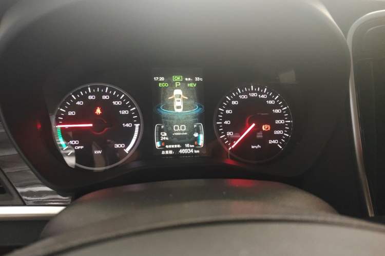 Used BYD Qin New Energy 2017 1.5T Luxury Model Odometer Close Up