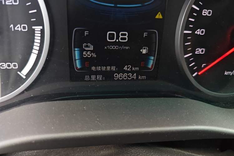 Used BYD Qin New Energy 2017 1.5T Luxury Model Odometer Close Up