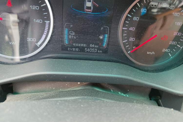 Used BYD Qin New Energy 2017 1.5T Luxury Model Odometer Close Up