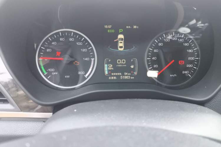 Used BYD Qin New Energy 2017 Qin 1.5T 100 Odometer Close Up
