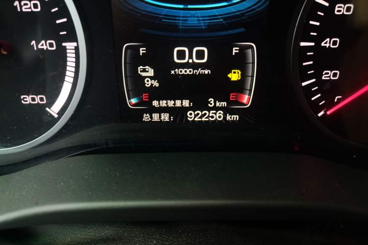 Used BYD Qin New Energy 2017 1.5T Luxury Model Odometer Close Up