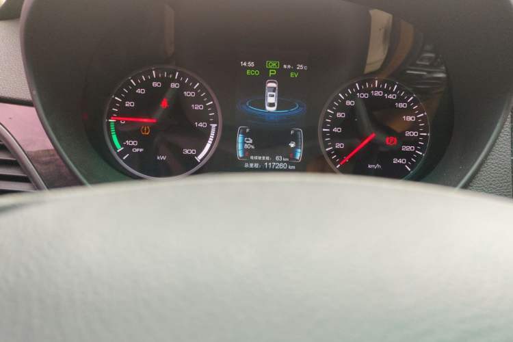 Used BYD Qin New Energy 2017 1.5T Luxury Model Odometer Close Up