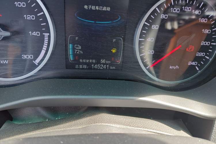 Used BYD Qin New Energy 2017 1.5T Luxury Model Odometer Close Up