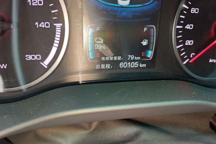Used BYD Qin New Energy 2017 1.5T Luxury Model Odometer Close Up