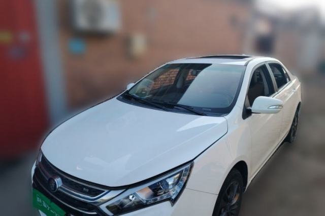 Ojetý BYD Qin New Energy 2017 1.5T Luxury Model