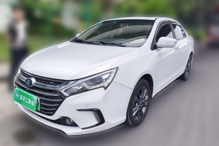 Used BYD Qin New Energy 2017 1.5T Luxury Model Guazi used car, China used car export, Used car for sale, Used cars, Cheapest cars for sale