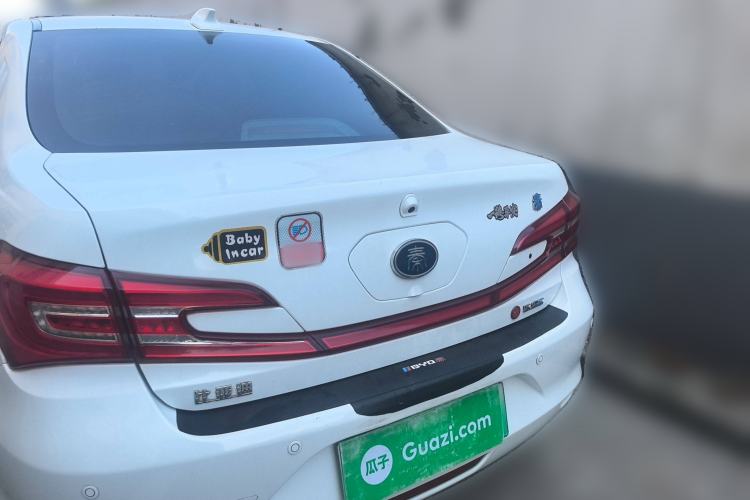 Used BYD Qin New Energy 2017 Qin 1.5T 100 Rear Left 45 Deg
