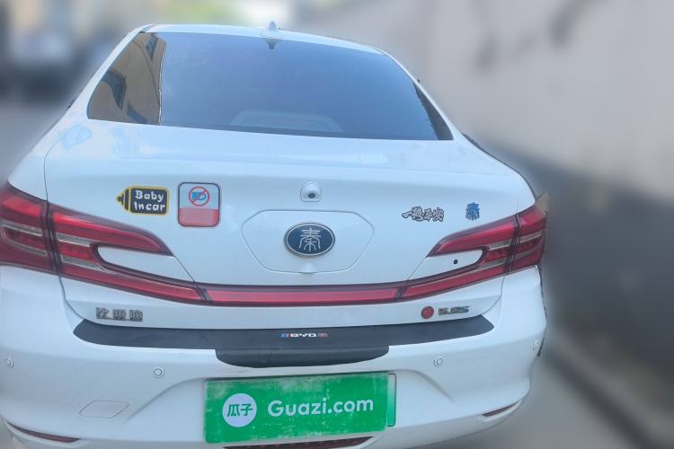 Used BYD Qin New Energy 2017 Qin 1.5T 100 Rear