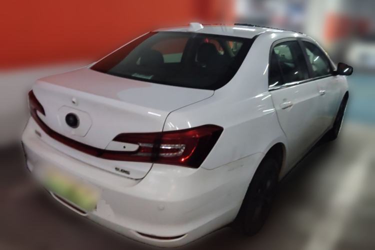Used BYD Qin New Energy 2017 Qin 1.5T 100 Rear Right 45 Deg