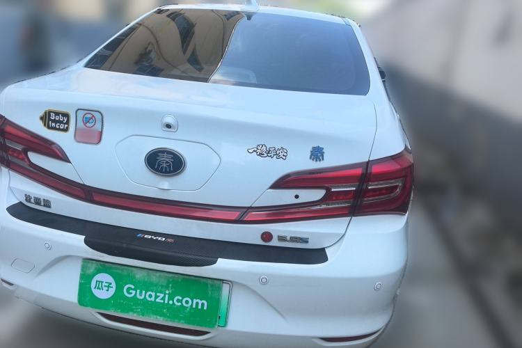 Used BYD Qin New Energy 2017 Qin 1.5T 100 Rear Right 45 Deg