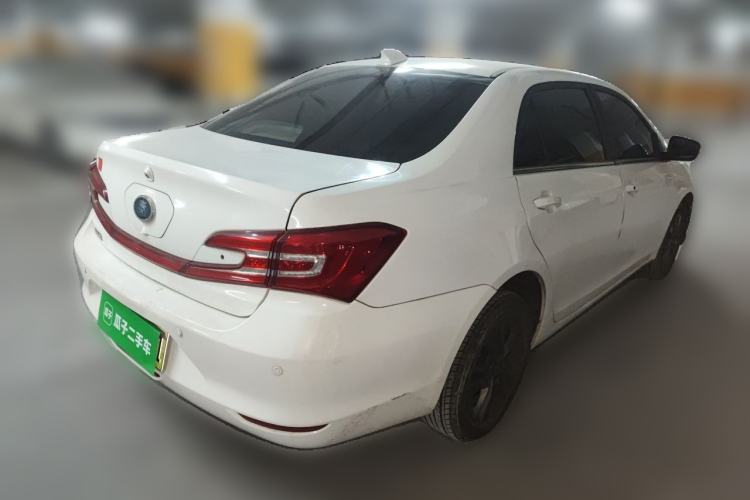 Used BYD Qin New Energy 2017 Qin 1.5T 100 Rear Right 45 Deg