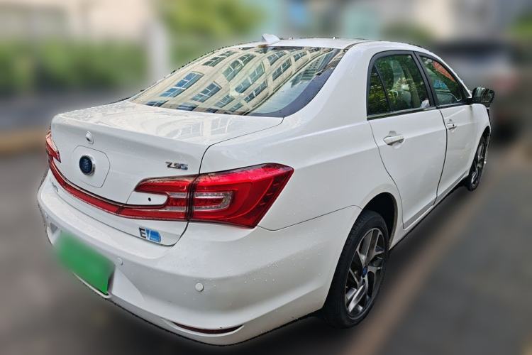 Used BYD Qin New Energy 2017 Qin EV300 Luxury Edition Rear Right 45 Deg