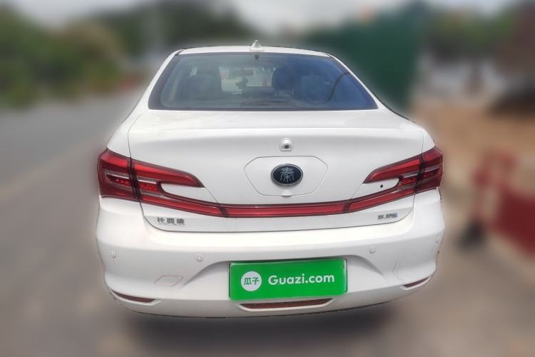 Used BYD Qin New Energy 2017 1.5T Luxury Model Rear