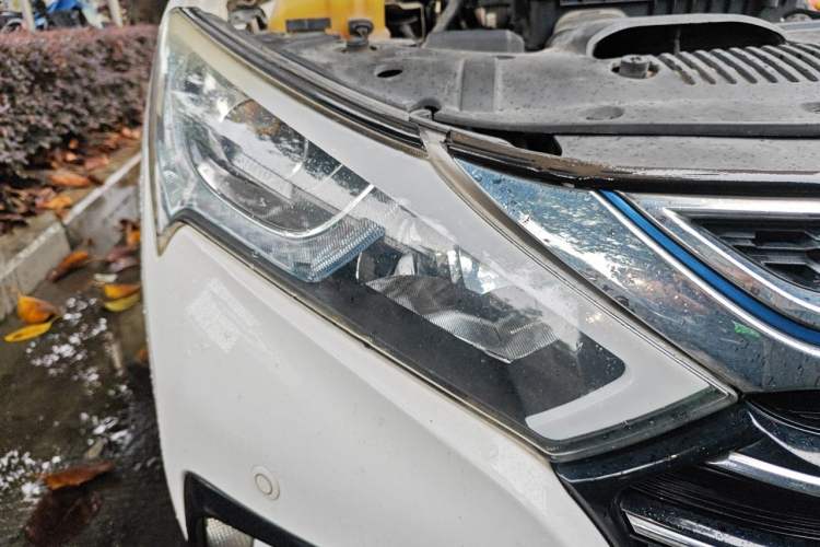 Used BYD Qin New Energy 2017 1.5T Luxury Model Right Front Headlight