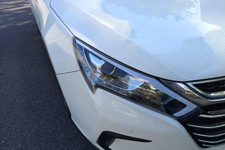 Used BYD Qin New Energy 2017 Qin 1.5T 100 Right Front Headlight