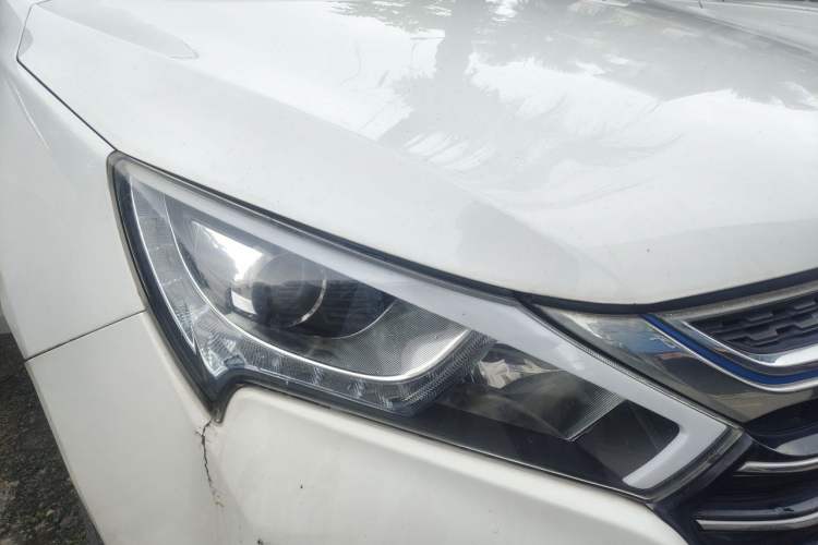 Used BYD Qin New Energy 2017 1.5T Luxury Model Right Front Headlight
