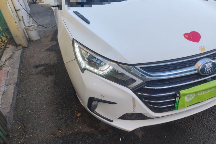 Used BYD Qin New Energy 2017 1.5T Luxury Model Right Front Headlight