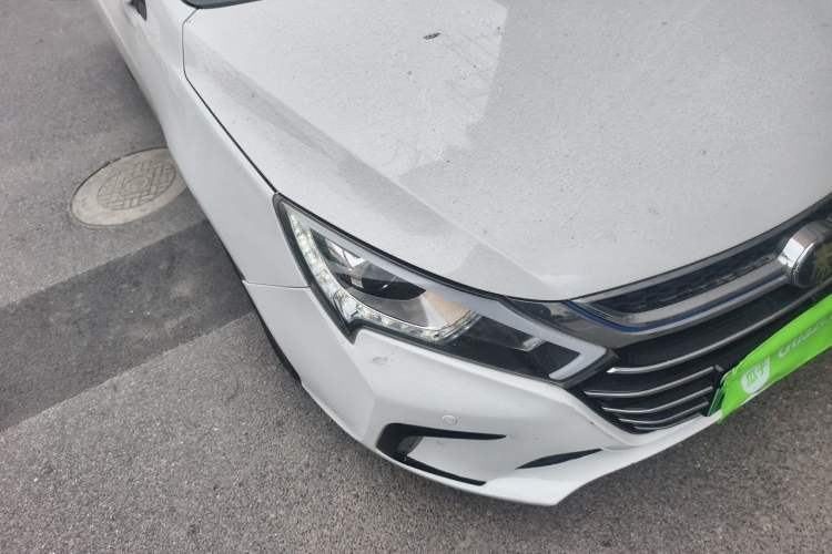 Used BYD Qin New Energy 2017 1.5T Luxury Model Right Front Headlight