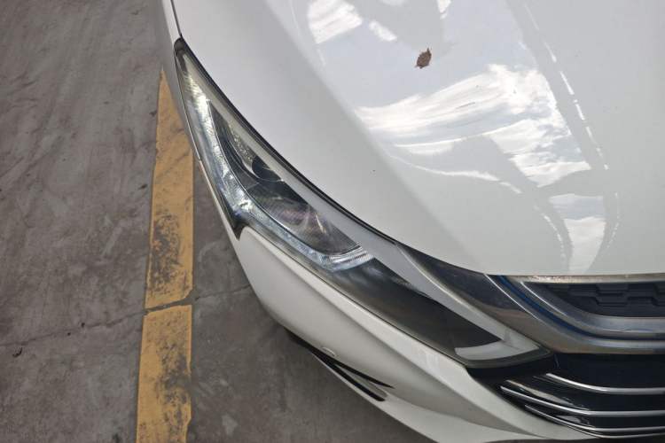 Used BYD Qin New Energy 2017 1.5T Luxury Model Right Front Headlight