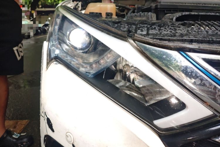 Used BYD Qin New Energy 2017 1.5T Luxury Model Right Front Headlight