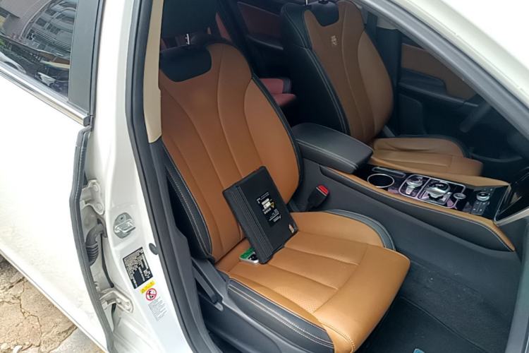 Used BYD Qin New Energy 2017 1.5T Luxury Model Right Front Seat
