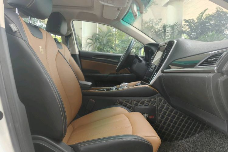 Used BYD Qin New Energy 2017 1.5T Luxury Model Right Front Seat