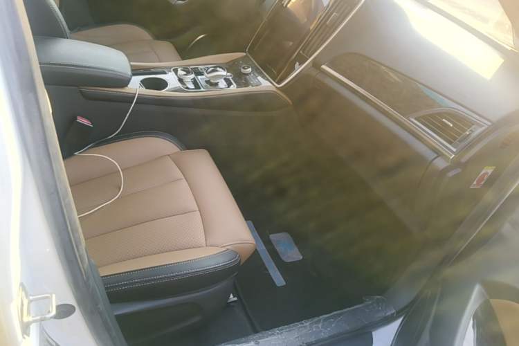 Used BYD Qin New Energy 2017 1.5T Luxury Model Right Front Seat