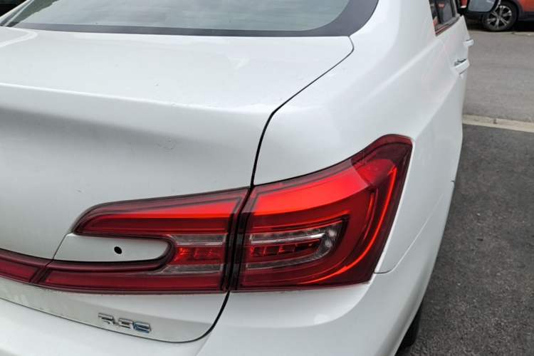 Used BYD Qin New Energy 2017 1.5T Luxury Model Right Rear Taillight