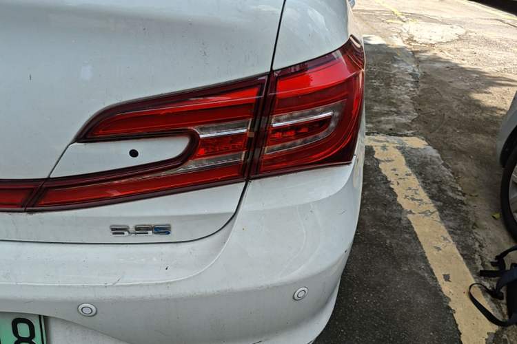 Used BYD Qin New Energy 2017 1.5T Luxury Model Right Rear Taillight