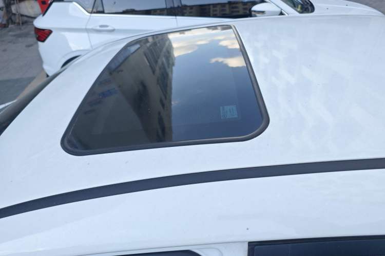 Used BYD Qin New Energy 2017 1.5T Luxury Model Roof