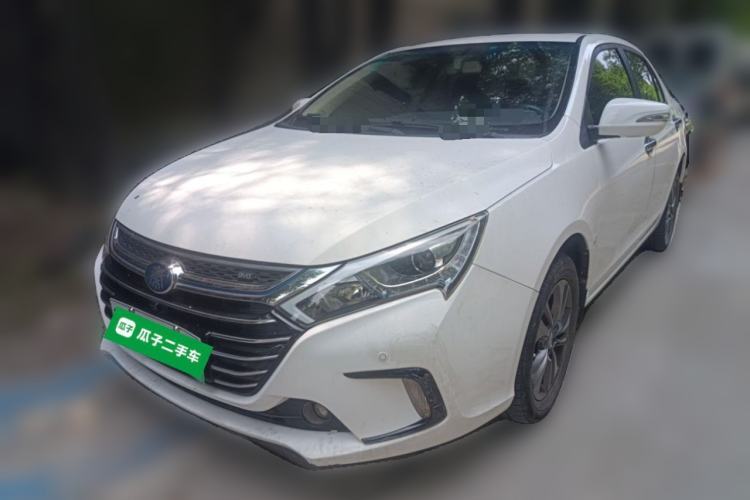 Used BYD Qin New Energy 2017 1.5T Luxury Model Guazi used car, China used car export, Used car for sale, Used cars, Cheapest cars for sale