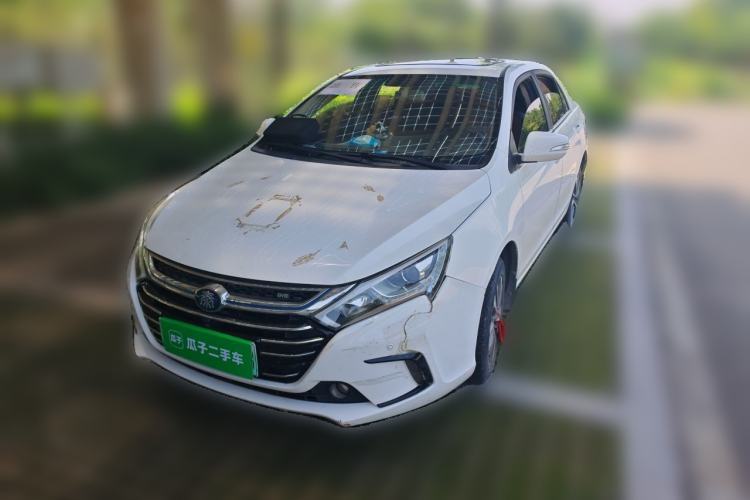 Used BYD Qin New Energy 2017 1.5T Luxury Model Guazi used car, China used car export, Used car for sale, Used cars, Cheapest cars for sale
