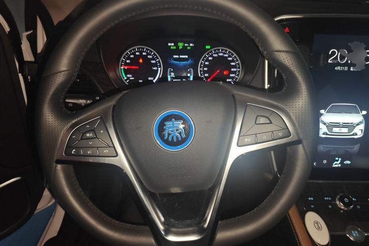 Used BYD Qin New Energy 2017 1.5T Luxury Model Steering Wheel